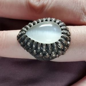 New Unique White Cat Eye Silver Statement Ring.